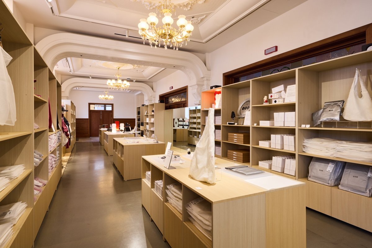 HYBE MERCH tweet media