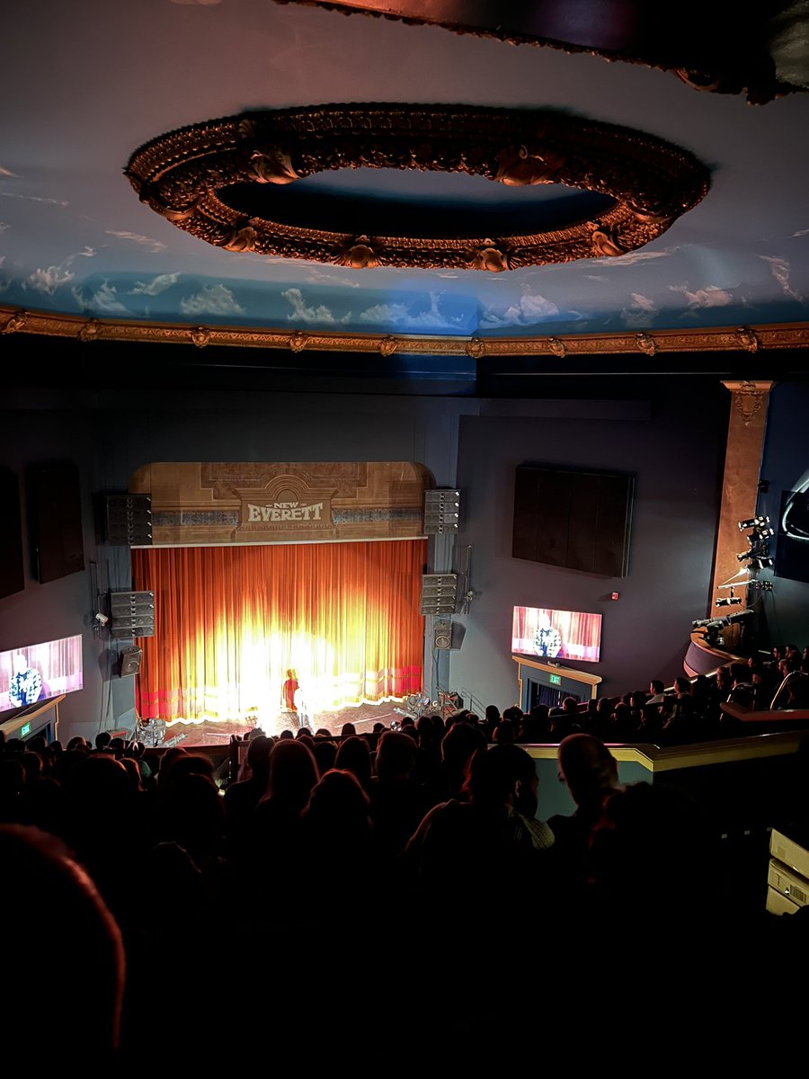 Christopher Rich tweet media