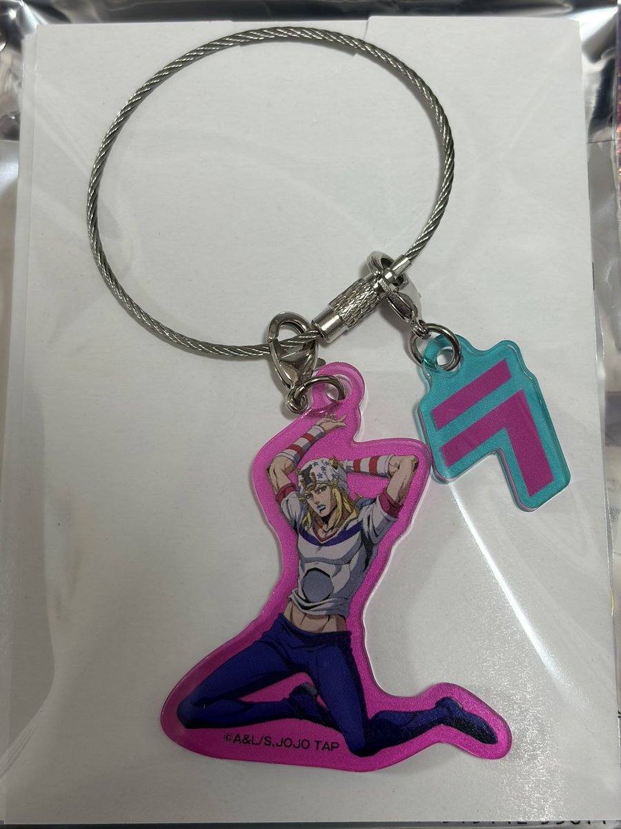 pe__pe0621's tweet photo. 【交換】　
ジョジョの奇妙な冒険 マツキヨ ココカラ ワイヤーアクリルキーホルダー ステッカー

譲】アクキー→ジョニィ
　ステッカー→ジョセフ・アナスイ

求】どちらもジョルノ

出先のためIDは後ほど提示致します
郵送希望
検索からもお気軽にお声がけください🙇‍♀️ https://t.co/7ot7l6xJTE