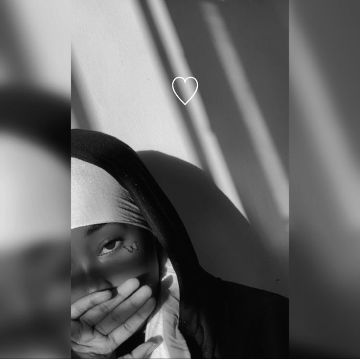 乙ahra 🌹✨ tweet media