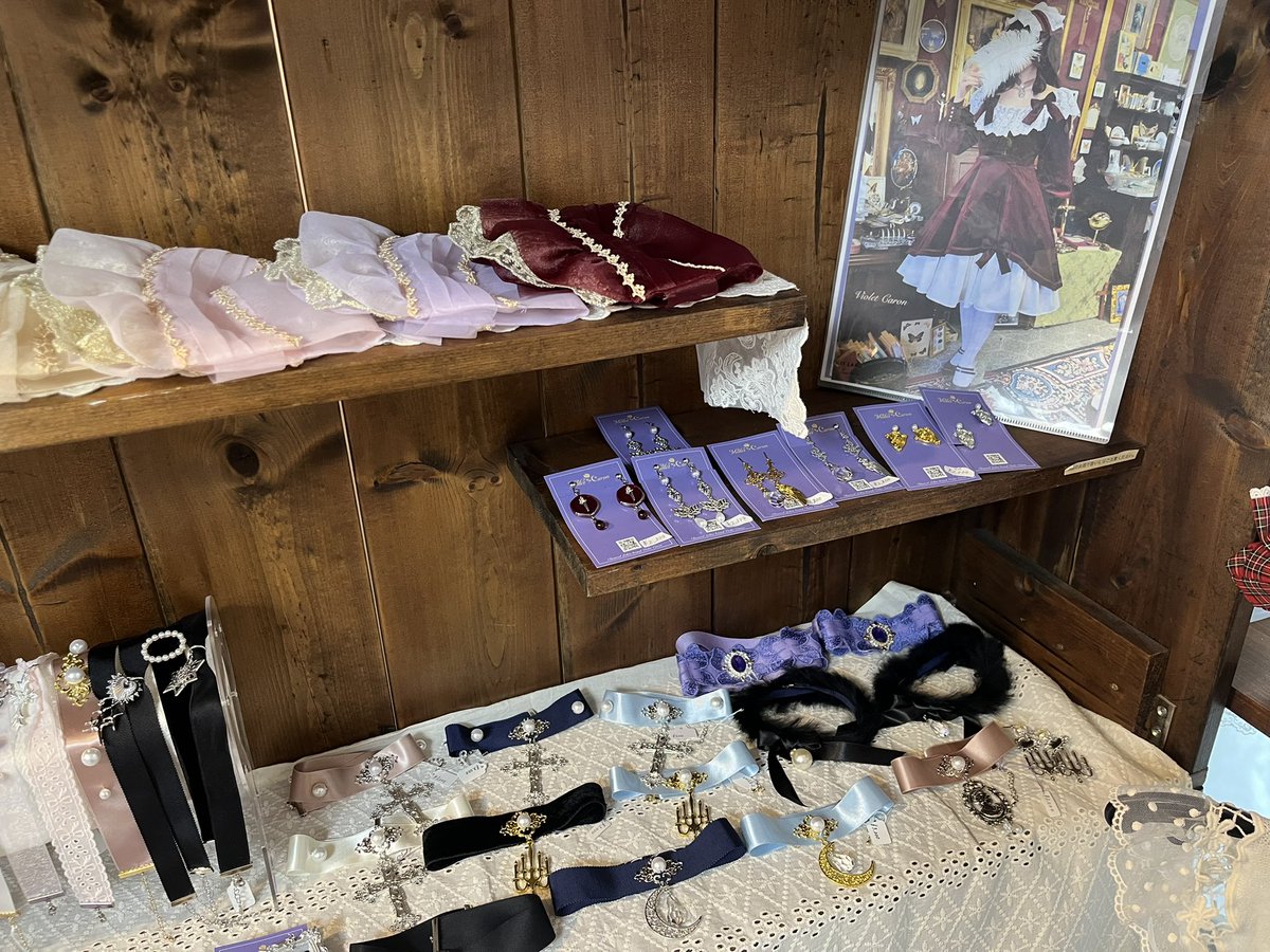 𝓥𝓲𝓸𝓵𝓮𝓽 𝓒𝓪𝓻𝓸𝓷 tweet media