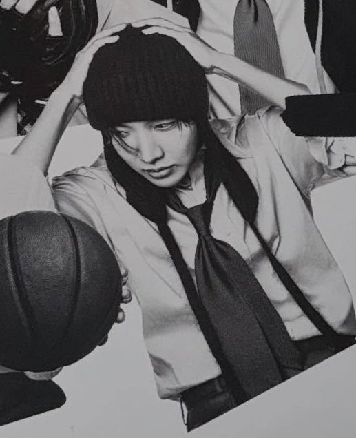 hobiroppi's tweet image. THE HAT THIS IS SO HOSEOK