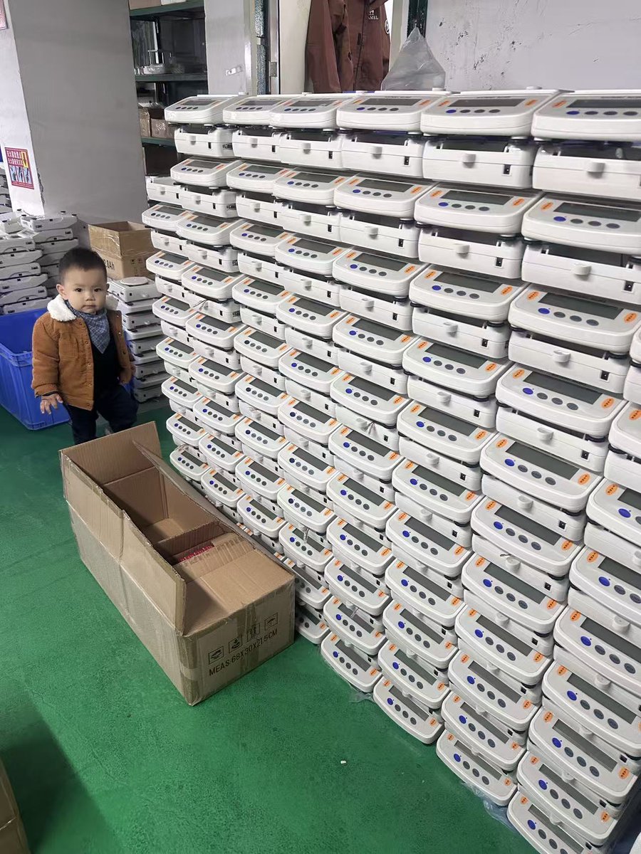 BdsGuo's tweet image. Our factory is operating at full capacity to fulfill your orders! Thank you for your continued support. ⚖️✨
#BDSScale #WeighingInstruments #FactoryUpdate
🔗 bdsscale.com