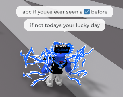 Lukas ☻ tweet media