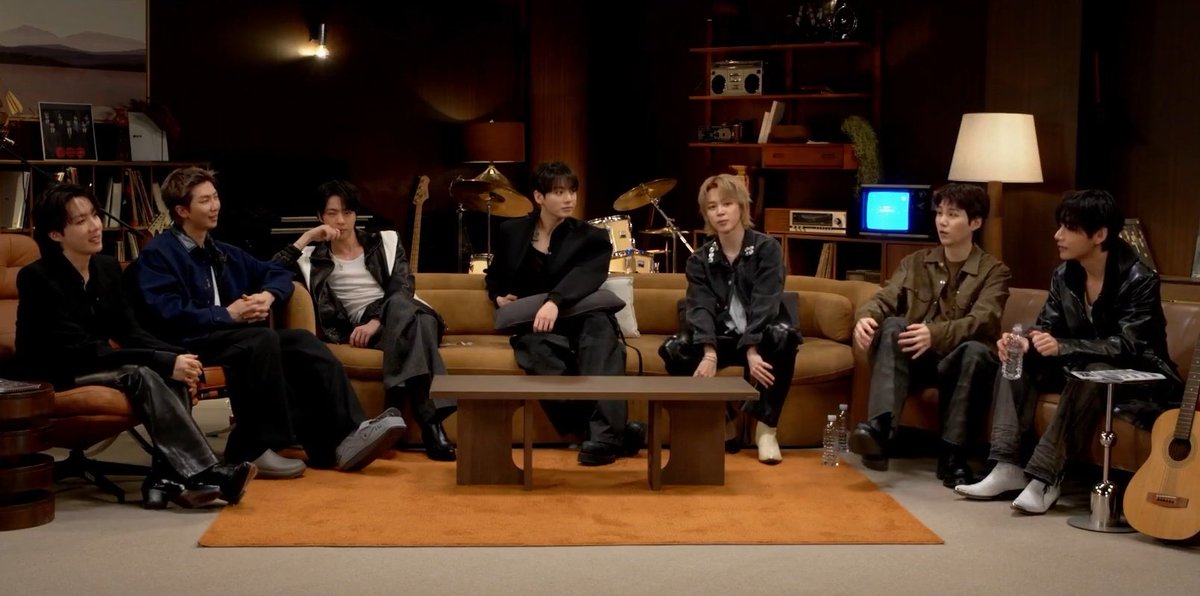 hourly minimoni ★ tweet media