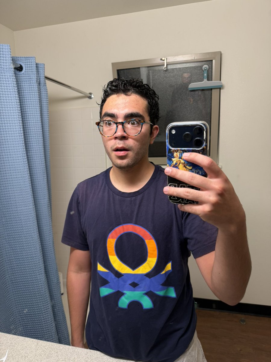 Juan (they/ and occasionally he) tweet media