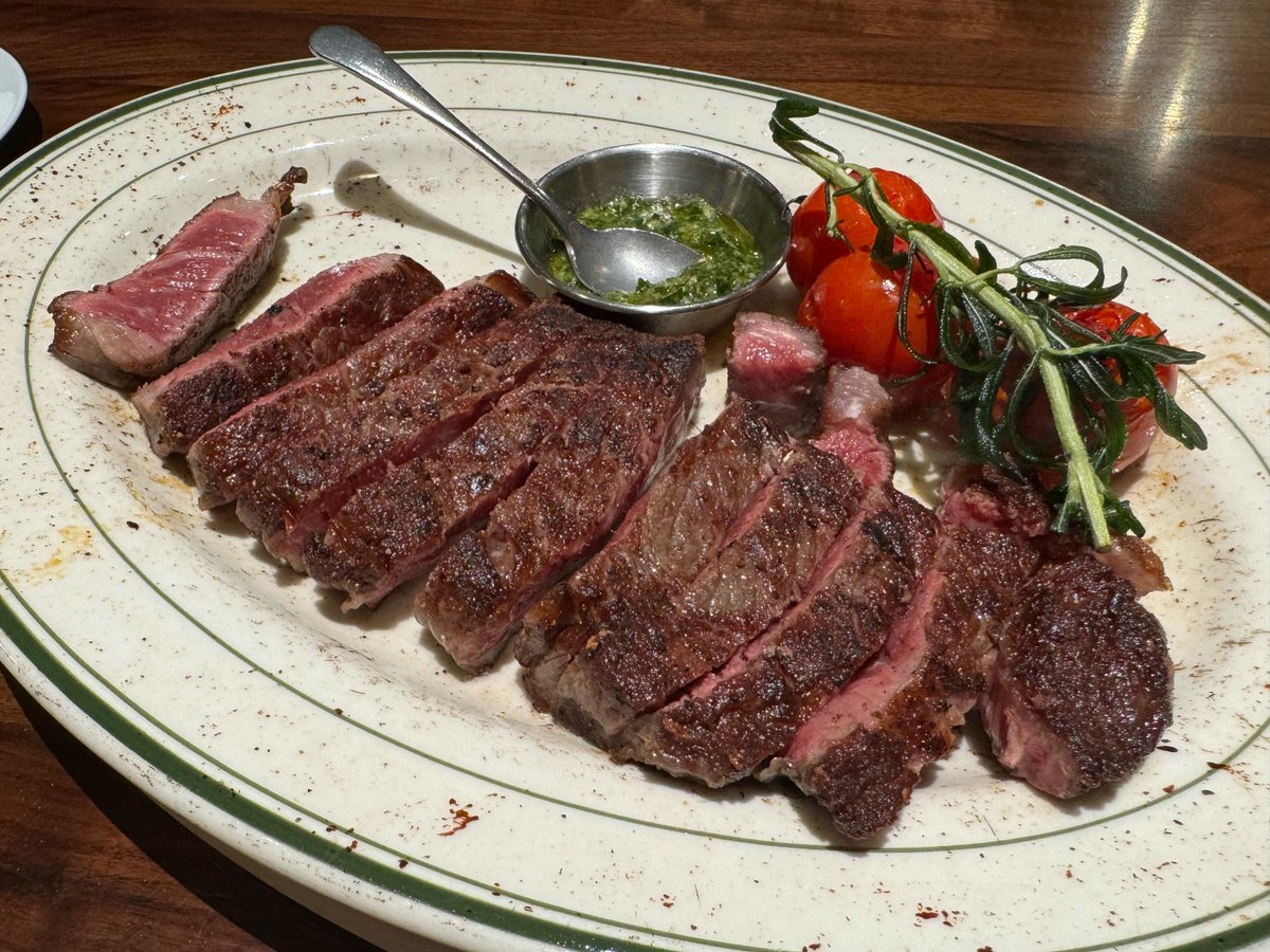 G. Carlton Hill tweet media