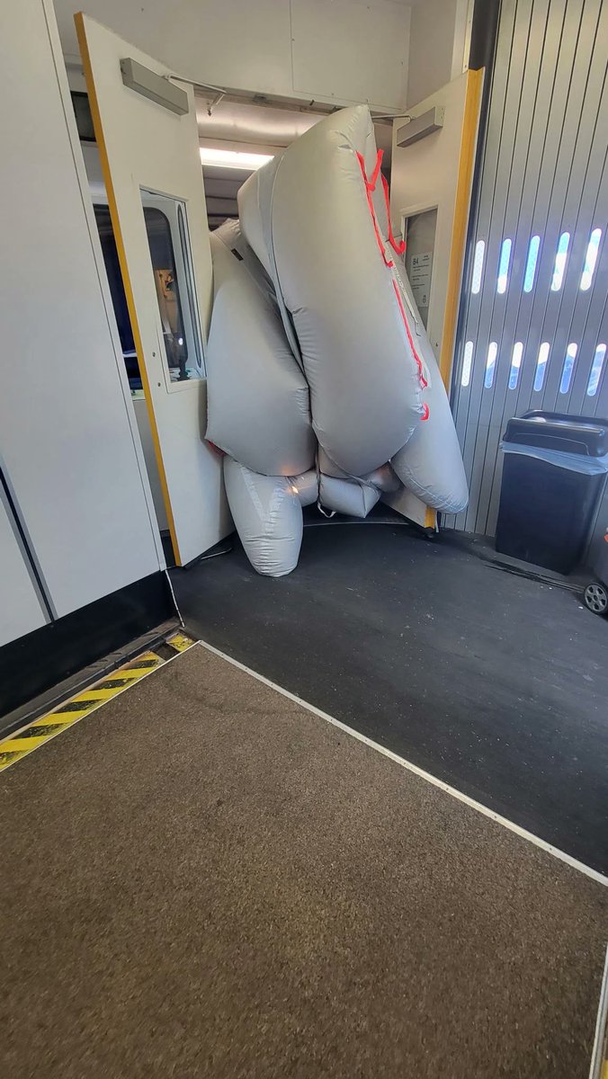 Turbine Traveller tweet media