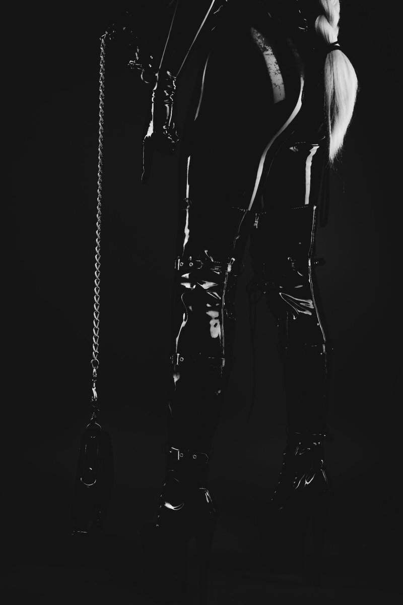 —𝚈𝚊 𝚊𝚌𝚊𝚋𝚊𝚜𝚝𝚎 𝚌𝚘𝚗 𝚝𝚞𝚜 𝚗𝚎𝚌𝚎𝚜𝚒𝚍𝚊𝚍𝚎𝚜, 𝚍𝚎𝚜𝚌𝚎𝚛𝚎𝚋𝚛𝚊𝚍𝚊... 
𝙰𝚑𝚘𝚛𝚊 𝚛𝚎𝚐𝚛𝚎𝚜𝚊 𝚊 𝚝𝚞 𝚕𝚞𝚐𝚊𝚛.░