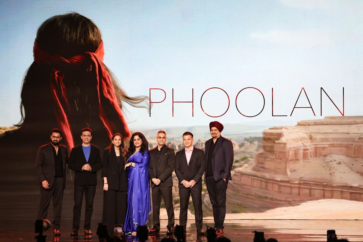 taran_adarsh's tweet photo. 'PHOOLAN' ANNOUNCED AT PRIME VIDEO EVENT... @PrimeVideoIN and #NamahPictures announce #Phoolan at #PrimeVideoPresents.

Emmy Award-winning director #RichieMehta brings to life a bold retelling of one of #India's most fearless women – a story of defiance, courage, and destiny like no other.

Global streaming premiere expected soon.

#ItStartsHere