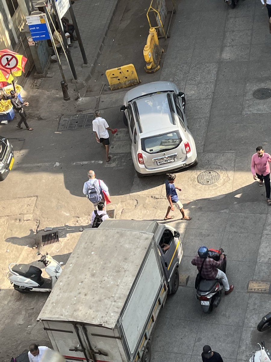 Fardosh Sorabjee tweet media