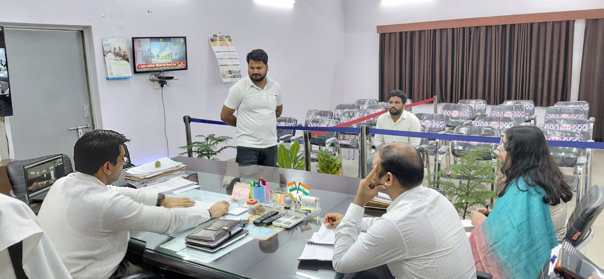 DM Hathras tweet media