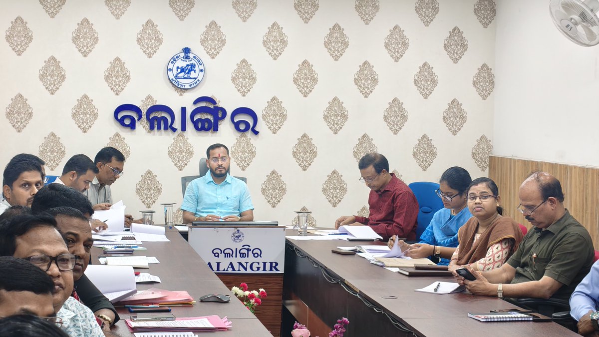 Collector & DM, Balangir tweet media