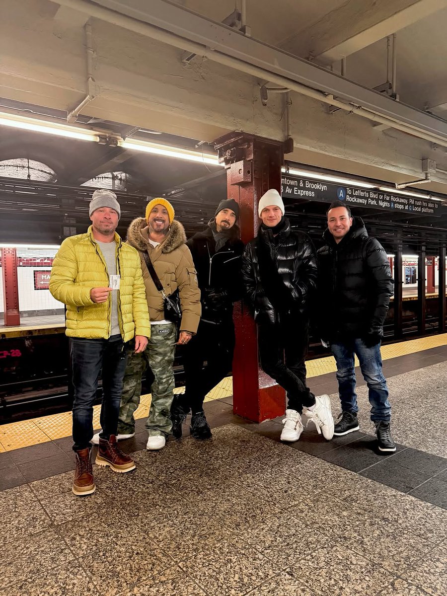 Backstreet Boys tweet media