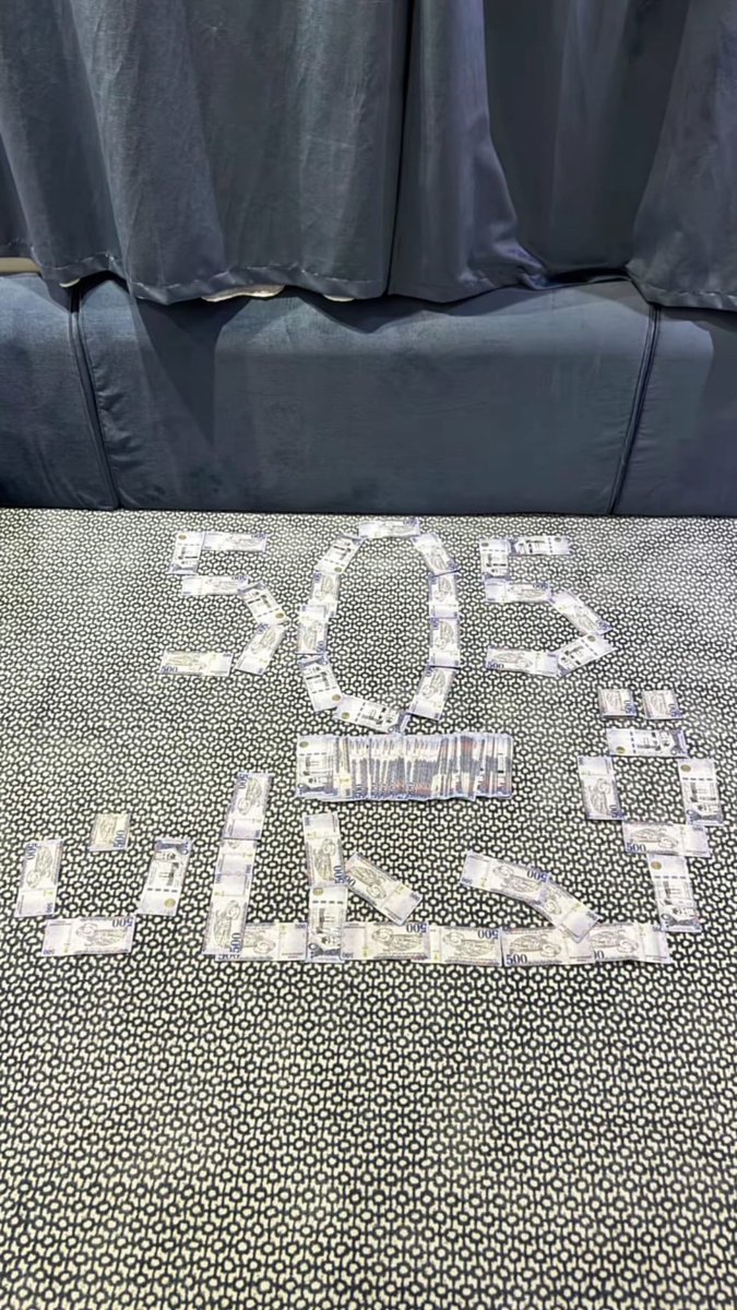 ثابت tweet media