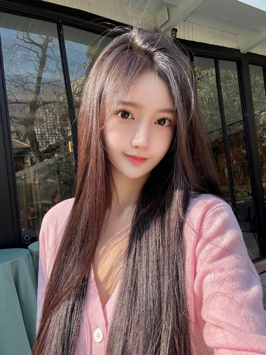 杨律Y tweet media