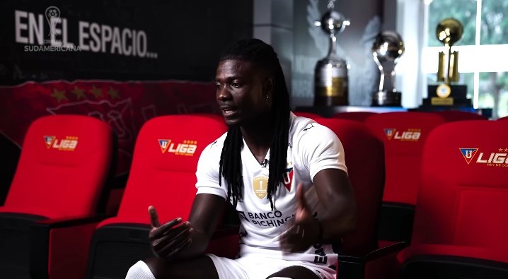 Alex 🇵🇱 de liga de Quito tweet media