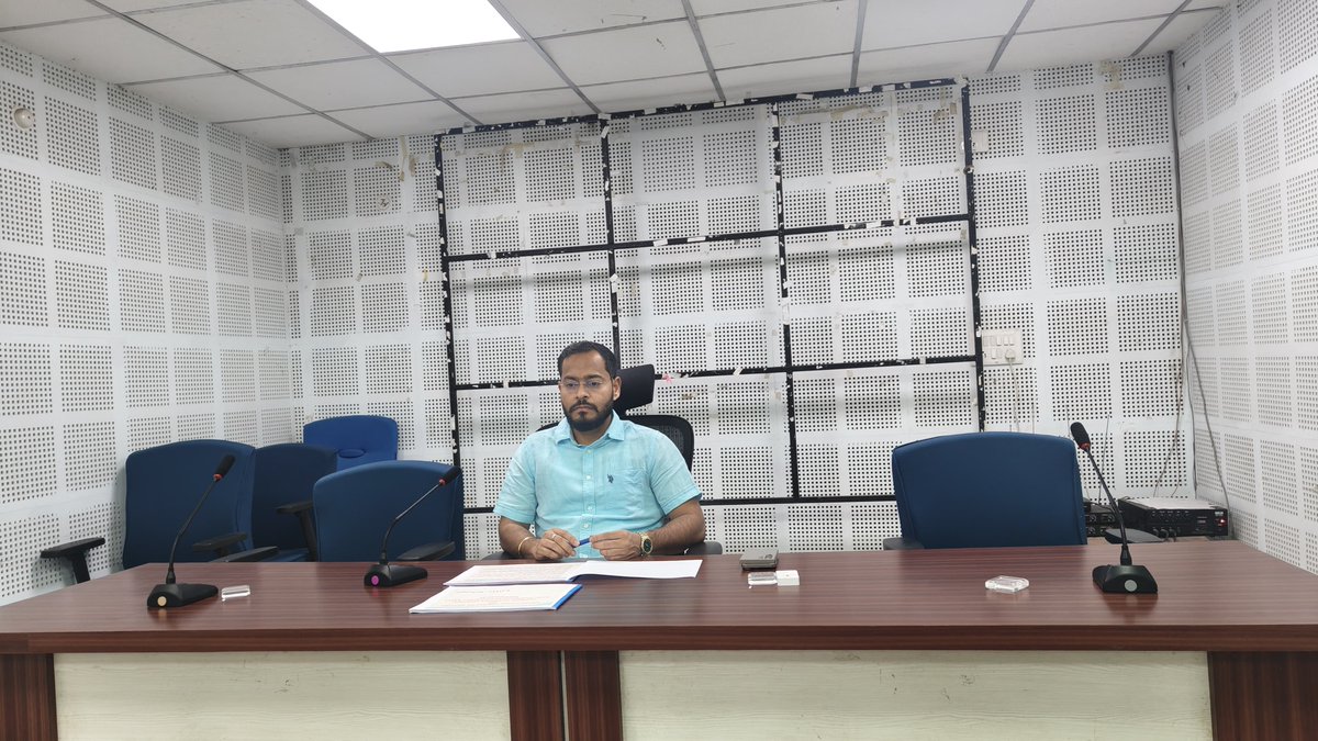 Collector & DM, Balangir tweet media