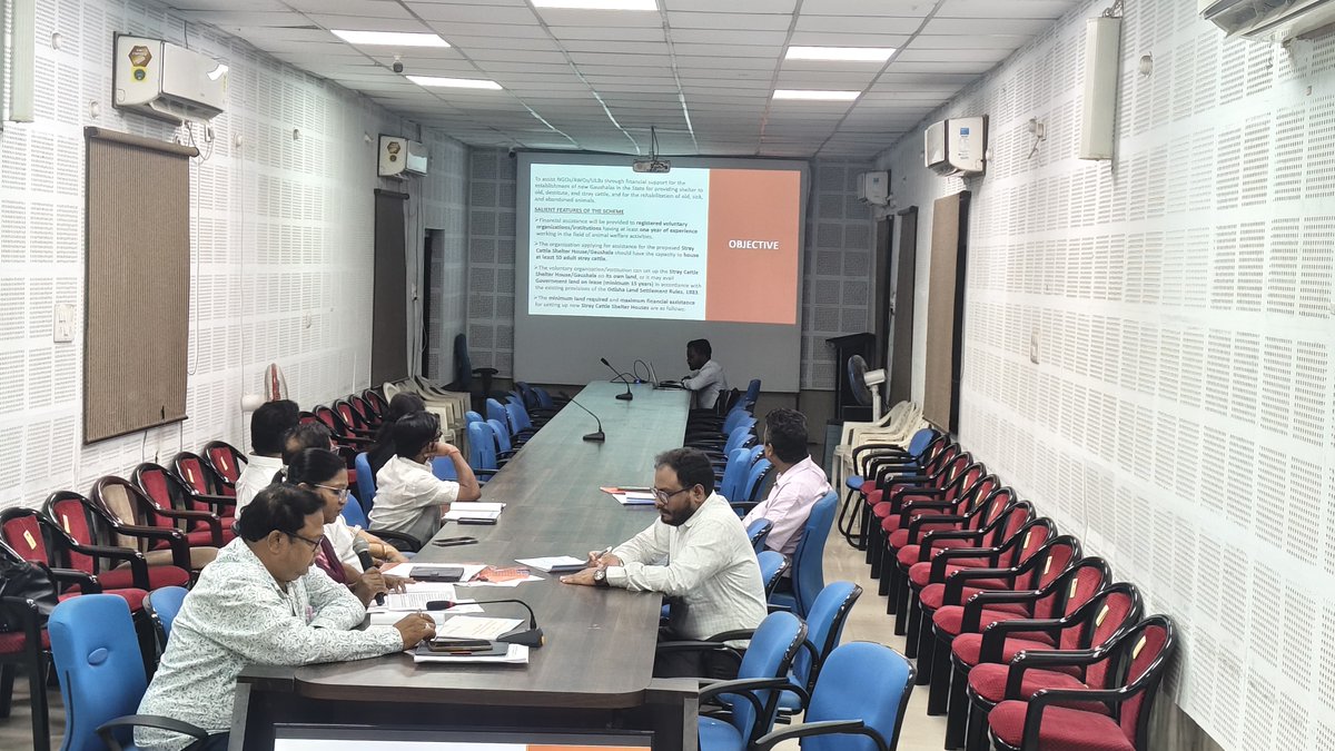 Collector & DM, Balangir tweet media