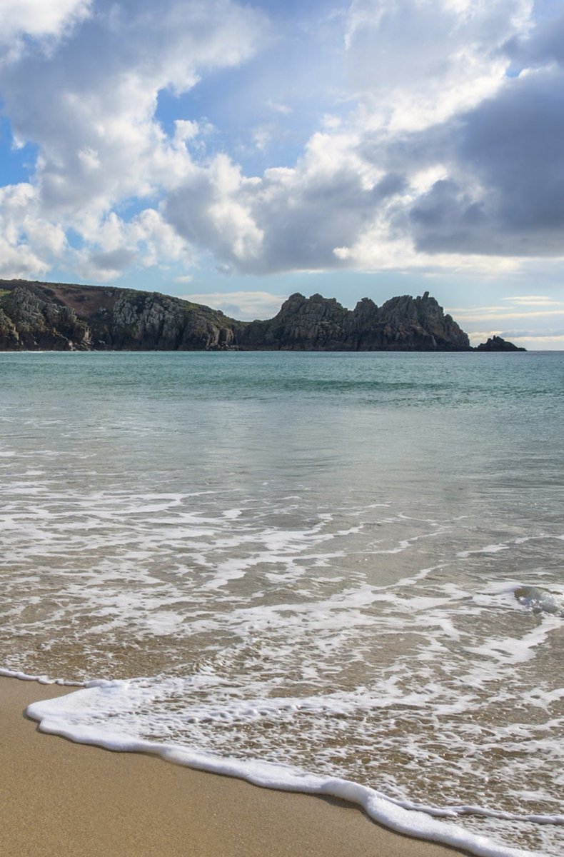 Kate 🏄‍♀️🌊🤙〓〓 tweet media