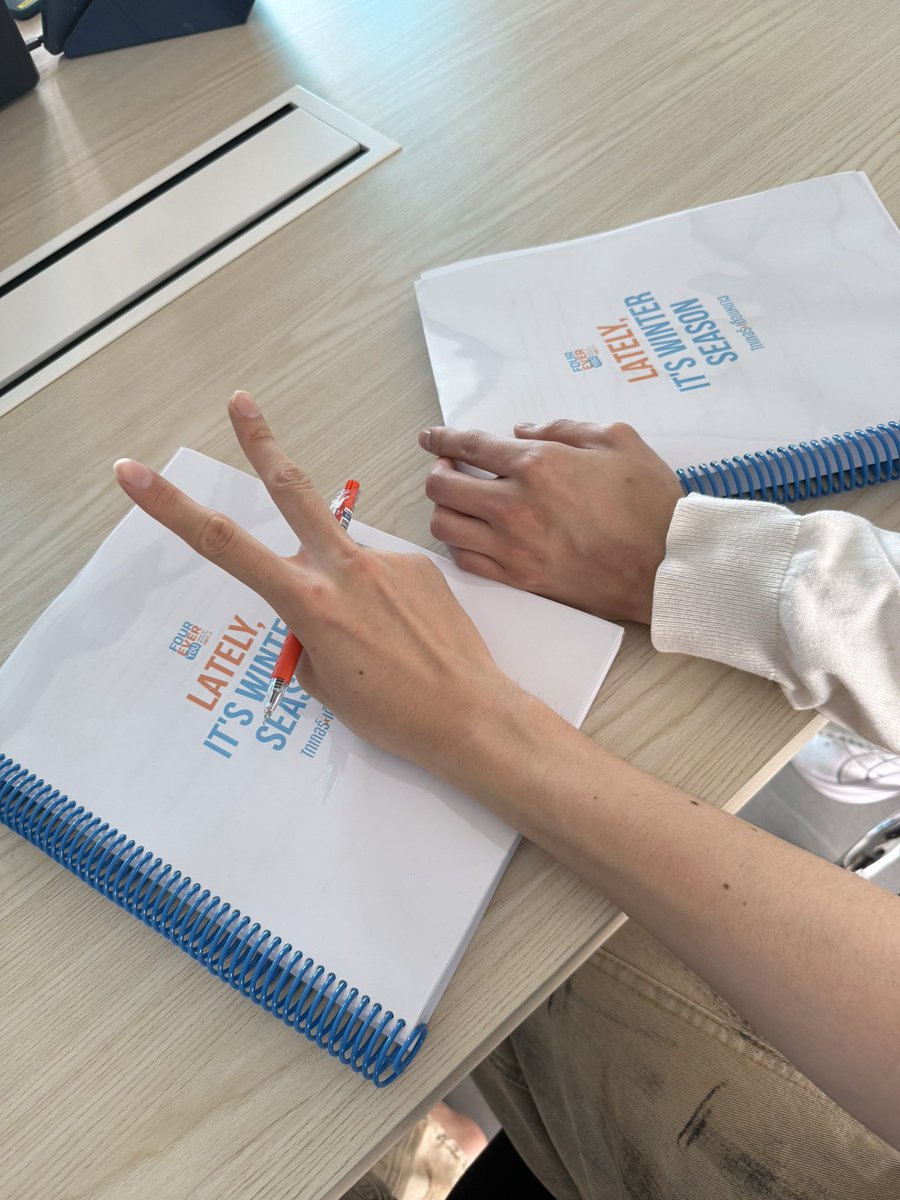 ไทป์แกเป็นไงนี่ไทเกอร์ tweet media