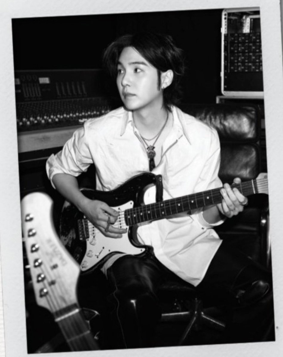 flora. 𝑨𝑹𝑰𝑹𝑨𝑵𝑮 ⦿ ☰ ☲ 🪭 tweet media