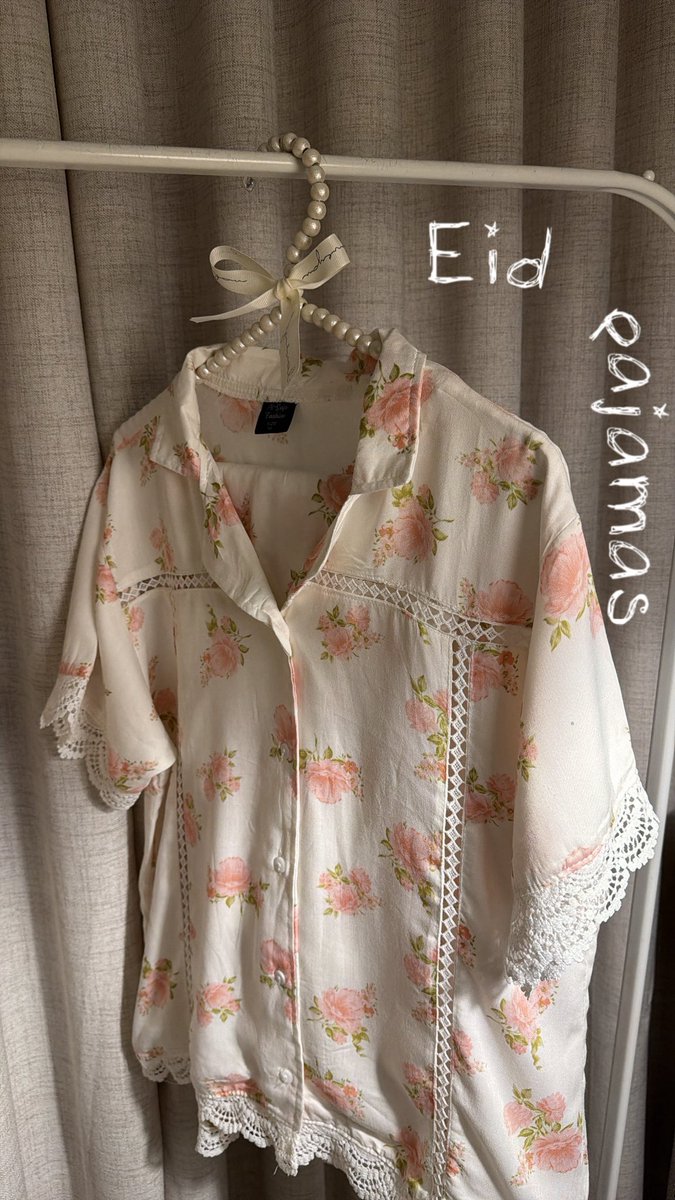 لَيال🐚 tweet media