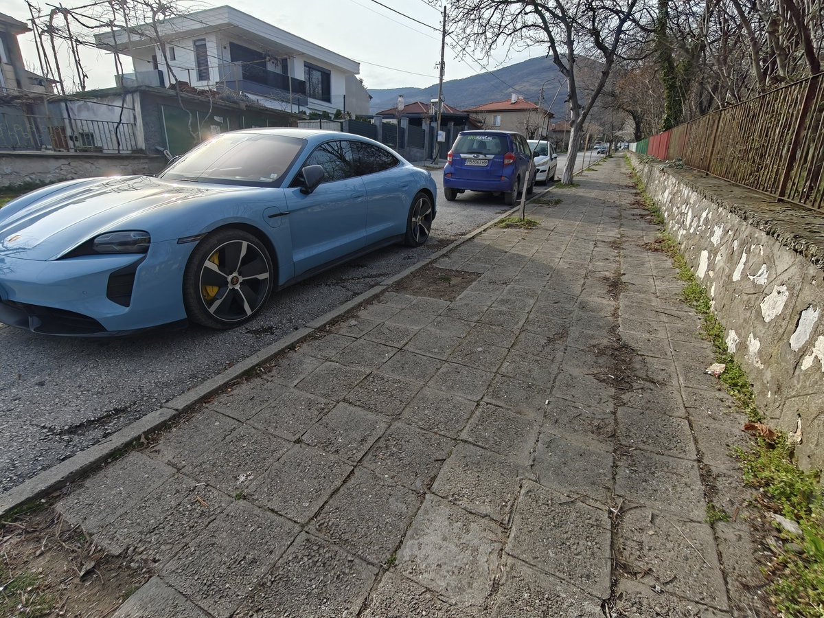 Daishinkan tweet media