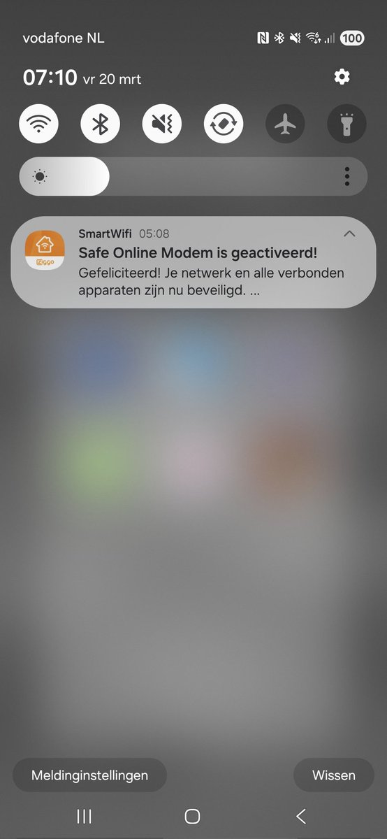 Rooverz's tweet photo. @ZiggoWebcare waarom krijg ik elke ochtend deze melding te zien? Mijn modem gaat toch niet elke nacht in de reset oid? https://t.co/c4XJHxg43U