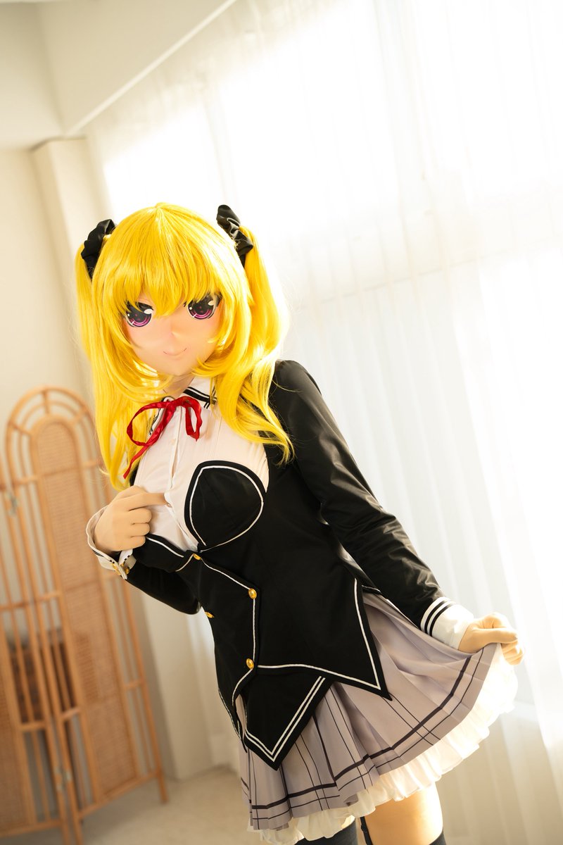 sumichi44's tweet photo. 金髪キラキラ金曜日✨ #kigurumi 
📸 @Dee_kig https://t.co/Bq4GI03Q9E
