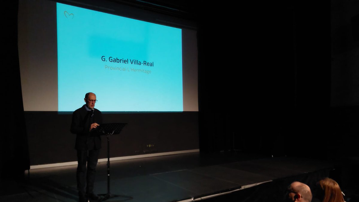 MaristesCat's tweet photo. Comencem la celebració dels #30anysCompartir! L'Eva, directora de l'#ASCompartir, ha presentat la jornada. El G. Gabriel Villa-Real, provincial L'Hermitage i Mons. Salvador Cristau (@BisbatTerrassa) han començat els parlaments inicials. #obrasocialmarista https://t.co/H7FVHo1SgL