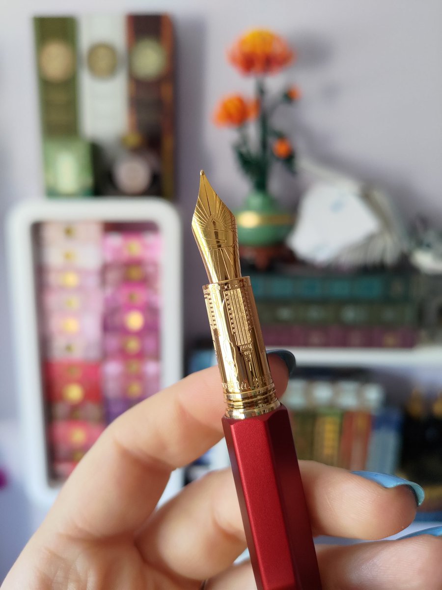 PaperLovers tweet media