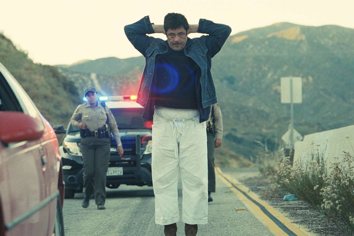 CineBaix tweet media