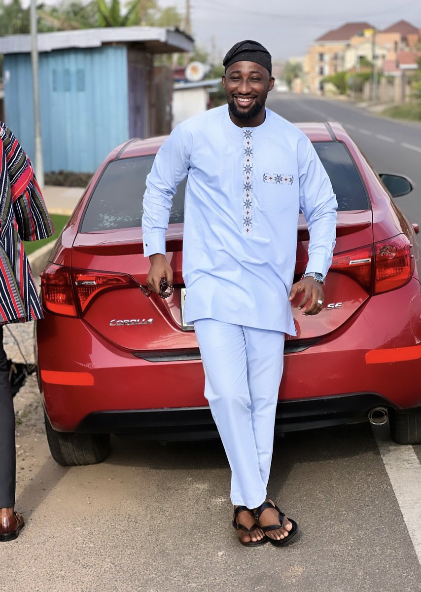Alhamdulilah! May Allah accept our prayers 🤲🏽

Eid Mubarak! 🥳