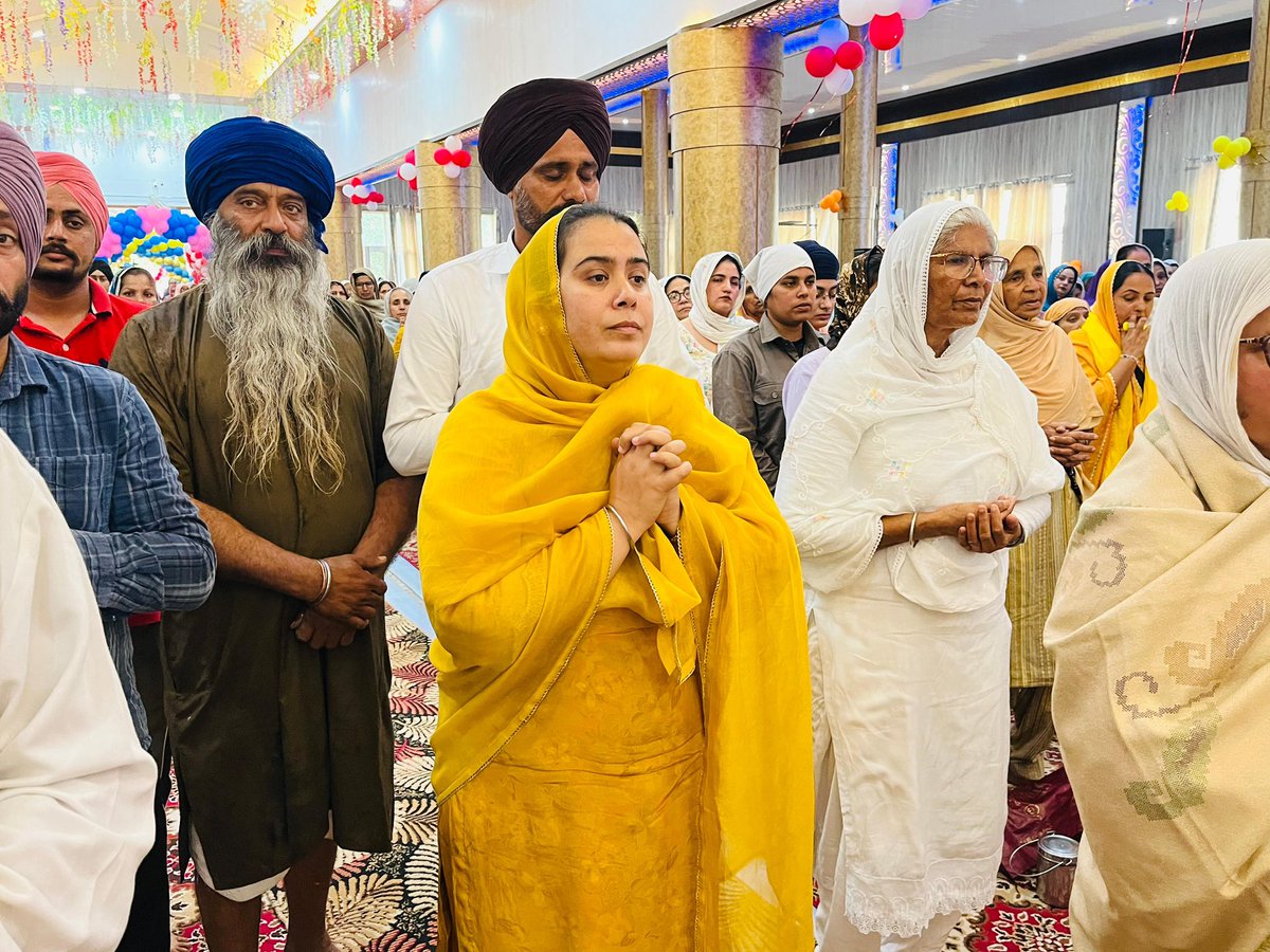 narinder_bharaj's tweet image. ਗੁਰਦੁਆਰਾ ਨਵਾਂ ਮਸਤੂਆਣਾ ਸਾਹਿਬ ਪਿੰਡ ਮੰਗਵਾਲ ਵਿਖੇ ਸੰਤ ਅਤਰ ਸਿੰਘ ਮਹਾਰਾਜ ਜੀ ਮਸਤੂਆਣਾ ਸਾਹਿਬ ਵਾਲਿਆਂ ਦੇ ਪ੍ਰਕਾਸ਼ ਦਿਹਾੜੇ ਅਤੇ ਸੰਤ ਬਲਵੰਤ ਸਿੰਘ ਜੀ ਮਹਾਰਾਜ ਸਿੱਧਸਰ ਸਿਹੋੜਾ ਸਾਹਿਬ ਵਾਲਿਆਂ ਦੇ ਪ੍ਰਕਾਸ਼ ਦਿਹਾੜੇ ਮੌਕੇ ਨਤਮਸਤਕ ਹੁੰਦਿਆਂ ਆਪਣੀ ਹਾਜ਼ਰੀ ਲਗਵਾਈ ਅਤੇ ਸਰਬੱਤ ਦੇ ਭਲੇ ਦੀ ਅਰਦਾਸ ਬੇਨਤੀ ਕੀਤੀ…

#sangrur #bhawanigarh
