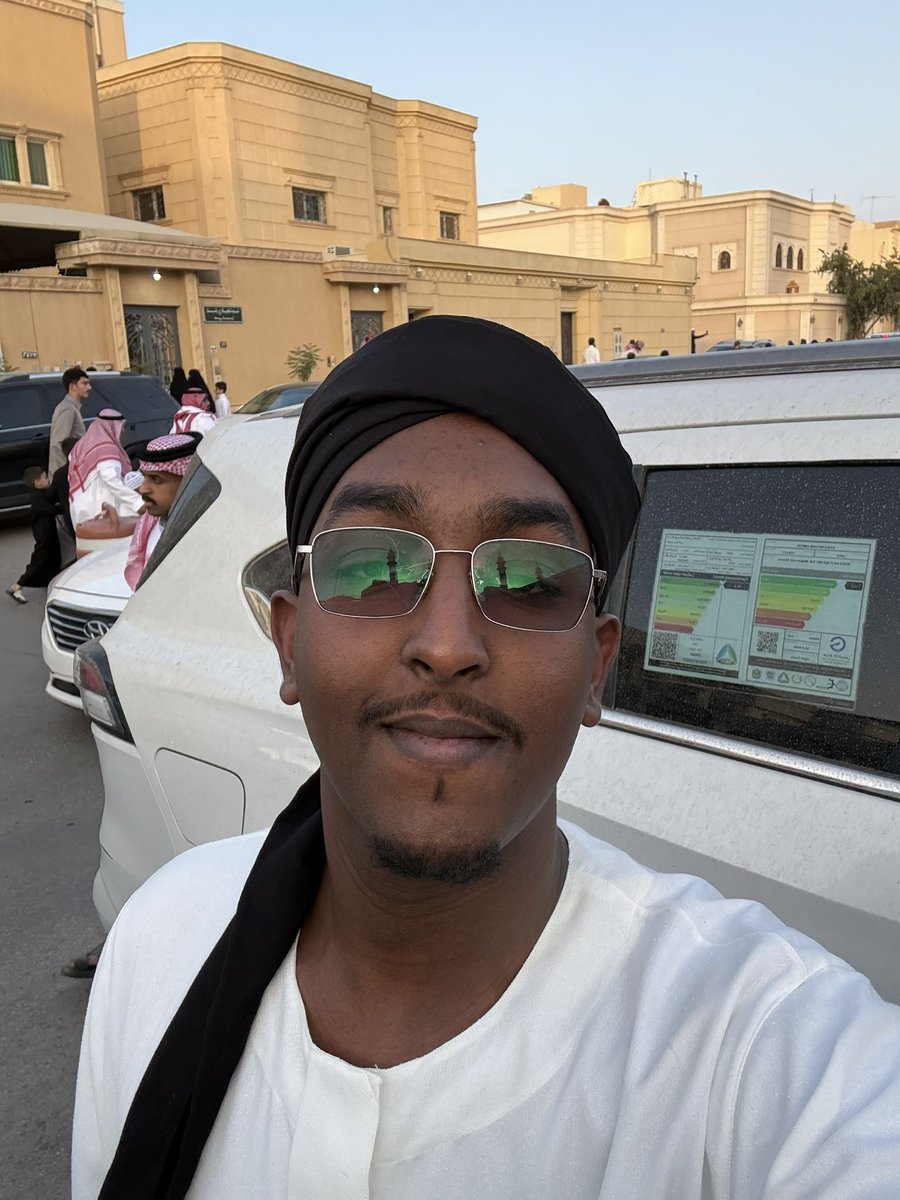 eewad3's tweet photo. عيد سعيييدد عليكم كلكم❤️ https://t.co/t4MFCEEFt2