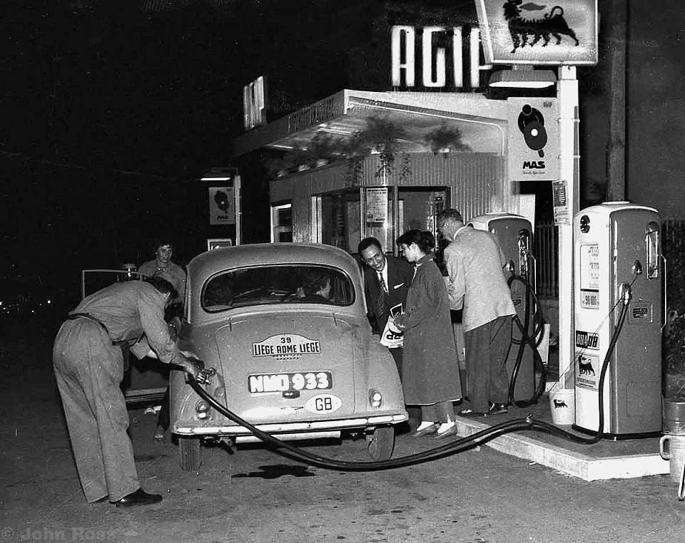 EightMike tweet media