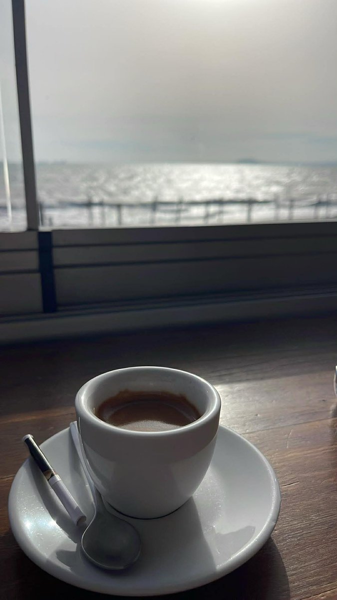 dinylya_7's tweet photo. Freezing cold, but SO worth it!
GM, my friends! 
Spring, where are you! https://t.co/Mh6BpSCi85