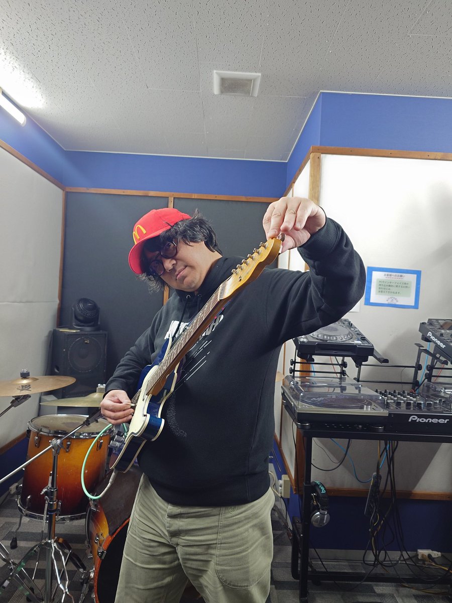 KUNG-FU GIRL tweet media