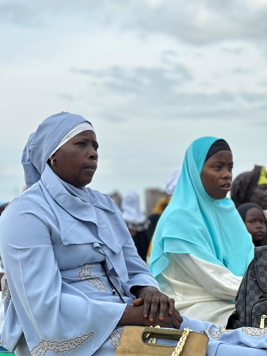 UNITY FM 97.7  LIRA tweet media