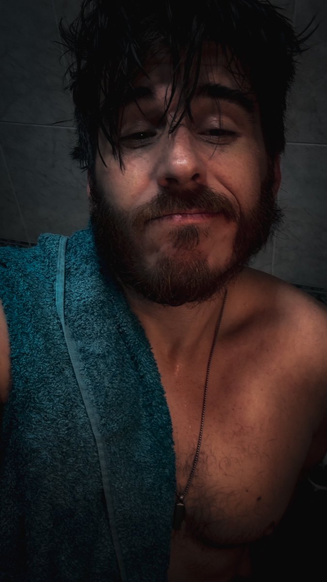 Let's start the day!

#men #weekend #newday #shirtlessmen #sexymen #sunrise