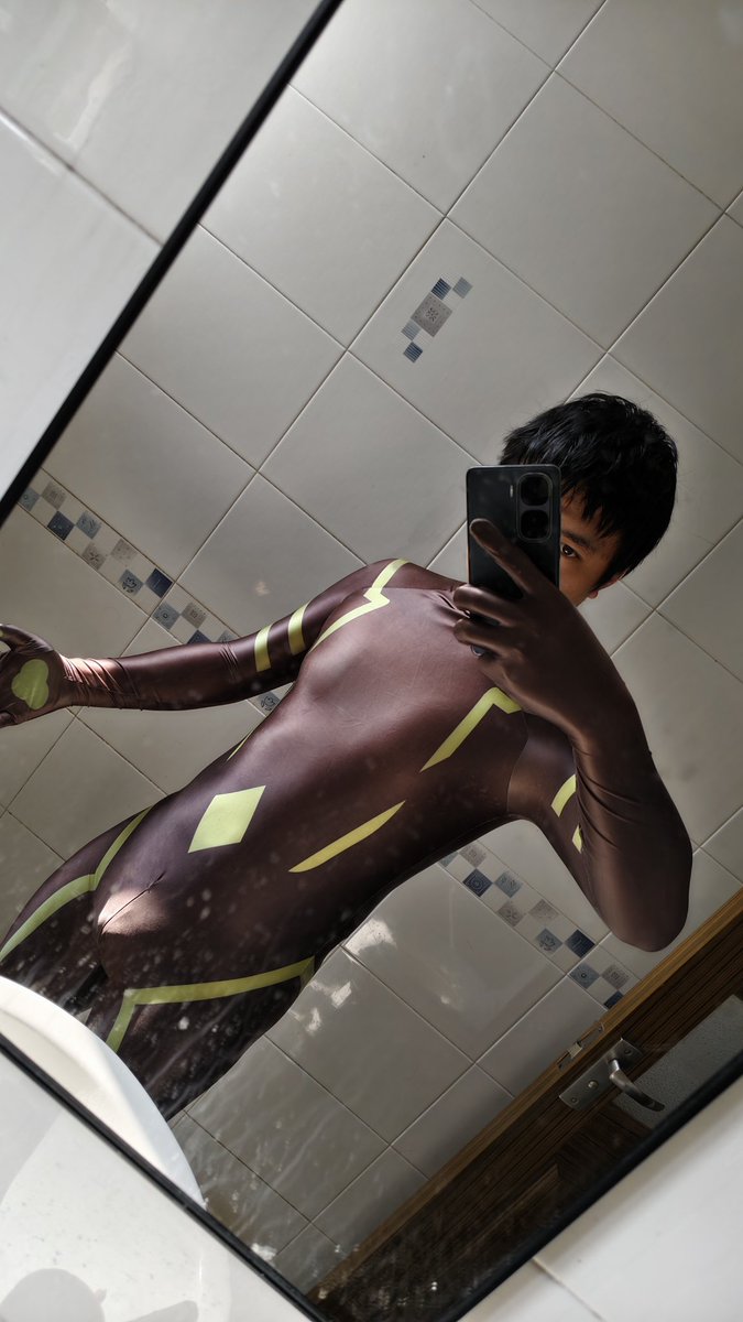 棕比zombie tweet media