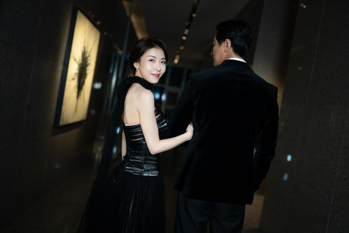 Len #MadConcreteDreams🏙 tweet media