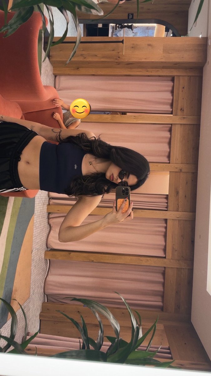 Mooné Rahimi tweet media