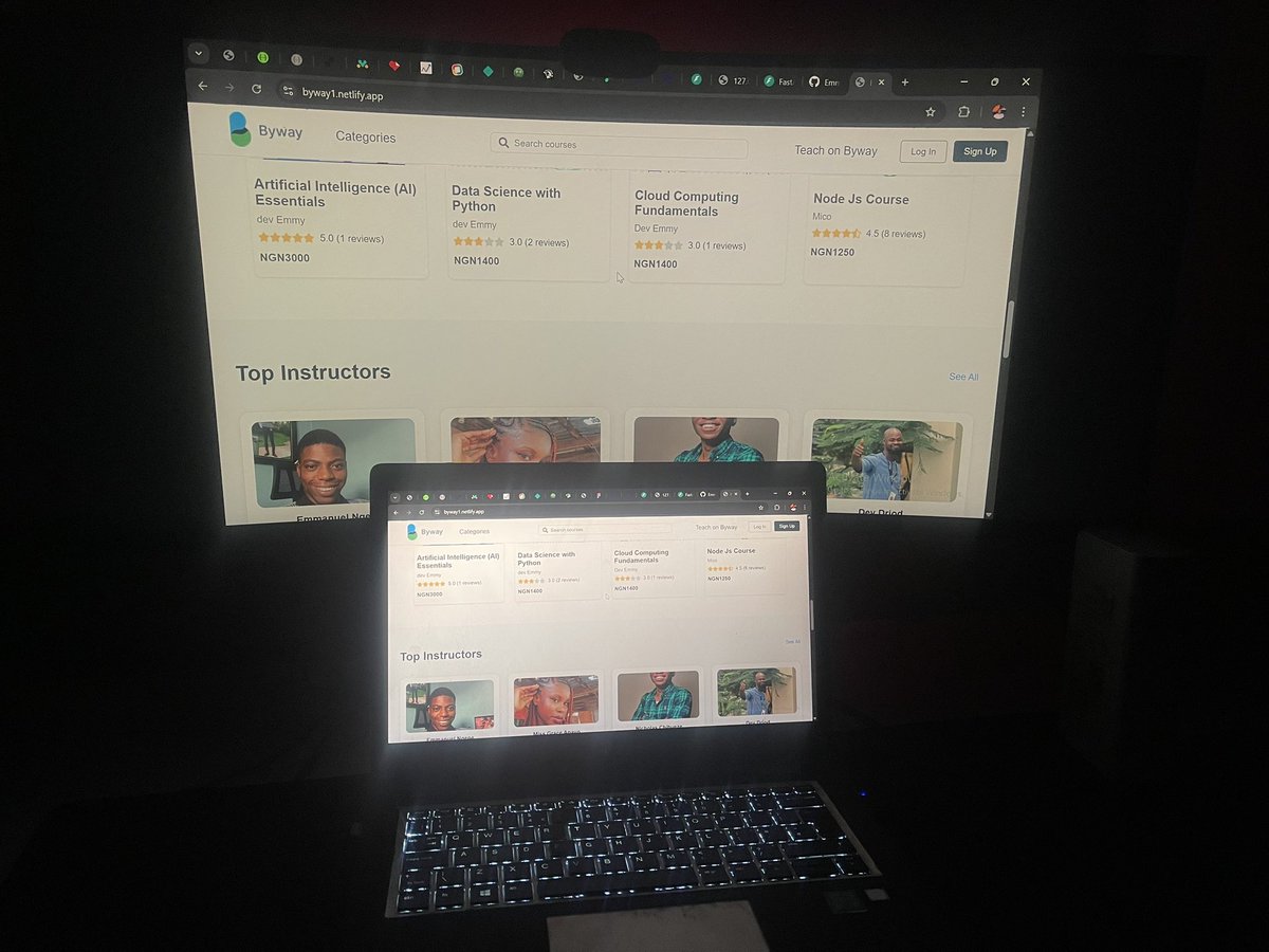 Emmy Codes 🪖🚀👨‍💻 tweet media