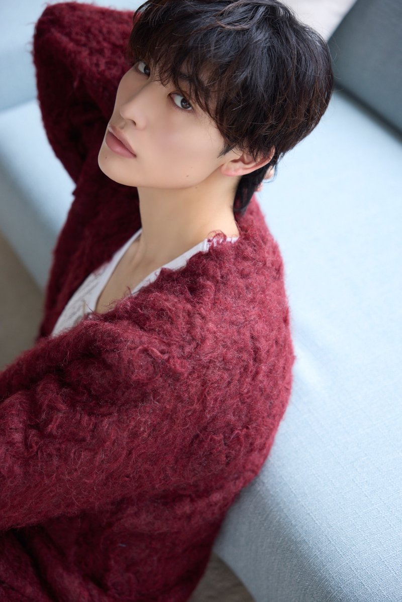 Auditionblue's tweet photo. ⋆⊹𓂃 ࣪ ˖🧈#moreButter_spring🧈⋆⊹𓂃 ࣪ ˖

みなさまおつかれさまです🙇‍♂️

#増子敦貴 さんの未公開カット2枚目！

隣で一緒にいたくなる……そんな横顔です。

【通常版】https://t.co/RNDGwEnExr
【HMV(増子敦貴表紙)版】https://t.co/7agPJ1Dd9A

#雑誌butter https://t.co/SHbwyY1KCD
