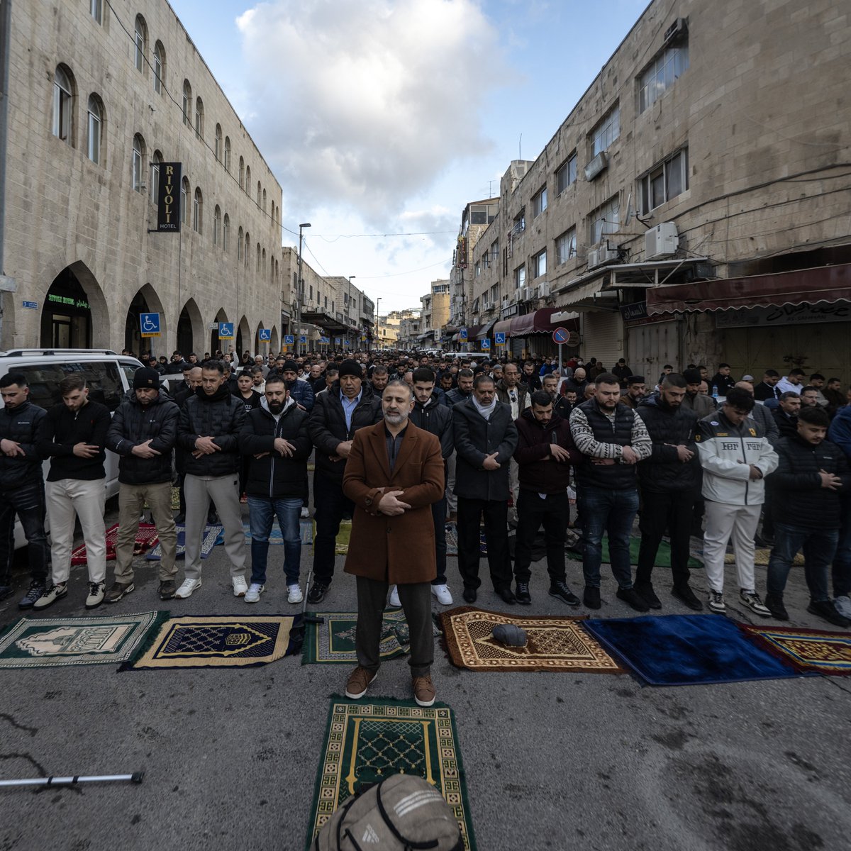 Boşuna Tıklama tweet media