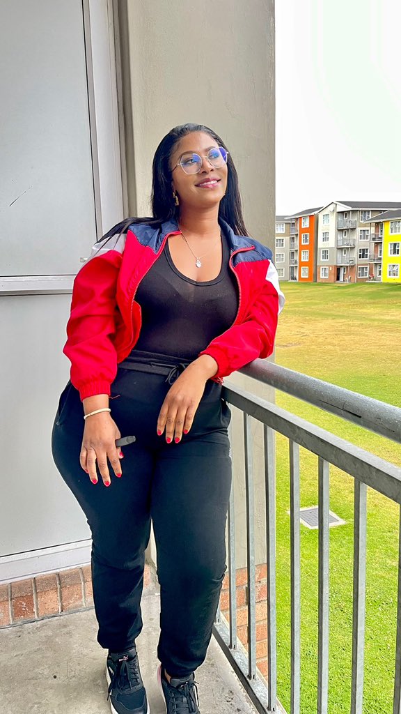 Hey Mahle tweet media