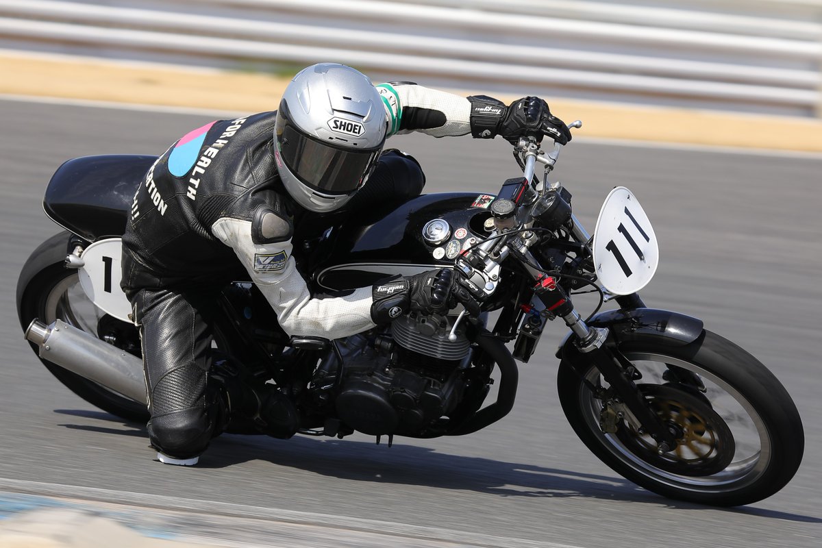 hrs_gu_1975's tweet photo. #goodsundayracers https://t.co/B7NINB74Am