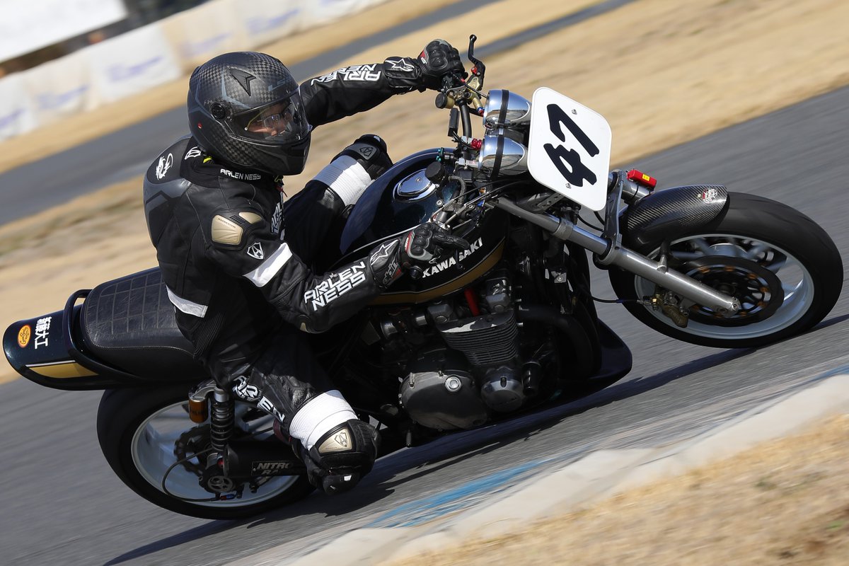 hrs_gu_1975's tweet photo. #goodsundayracers https://t.co/dK8uWRSFXw